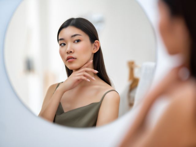 糸リフトの仕組みを徹底解説！自然に若返る美容法の秘密とは？