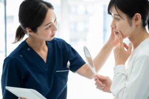 鼻ヒアルロン酸で壊死が起こることはある？原因と早めに相談すべき症状